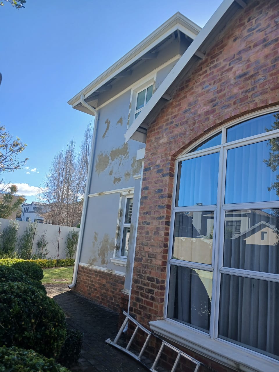 Boundary Wall Deep Crack Assessment